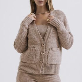 Alara Barley Chunky Natural Wool Cardigan - Image 8